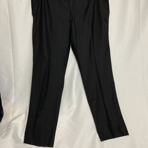Joseph Abboud Men’s Classic Fit Wool Blend Black Dress Pants. Size: 48S/48R.